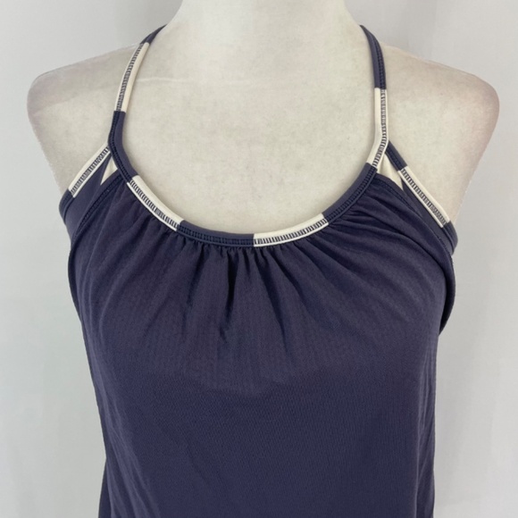 Lululemon No Limits Sports Bra Layer Loose Fit Tank Top Cadet Blue Stripe Size 4 - Picture 6 of 16
